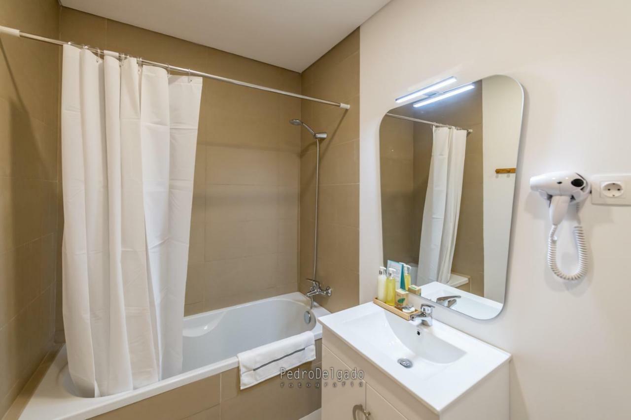 Ferienwohnung No Centro, Junto A Avenida Da Liberdade - 1 Drt Fundão Exterior foto